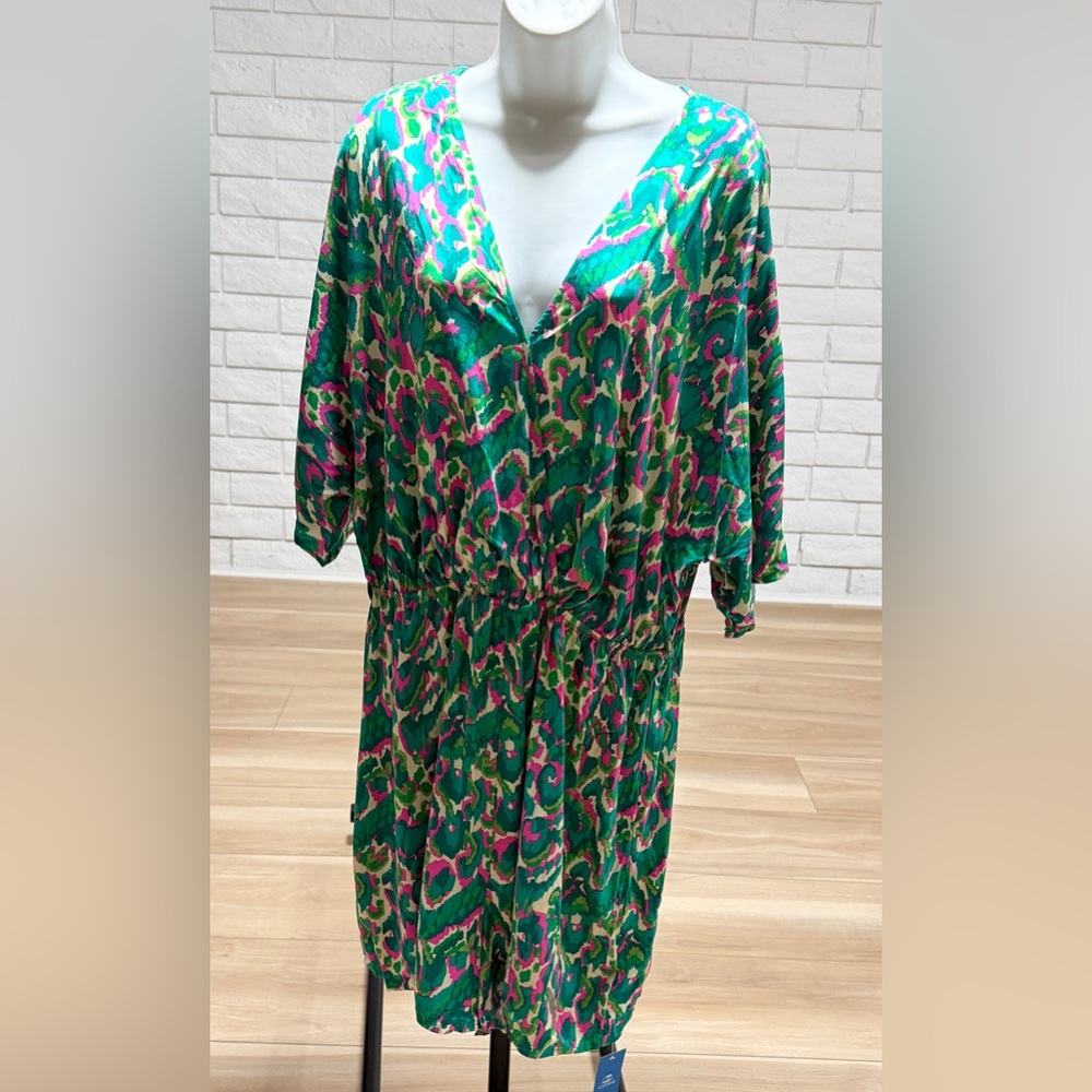 Cupshe Green & Pink Printed V‑Neck Swim Coverup Dress
